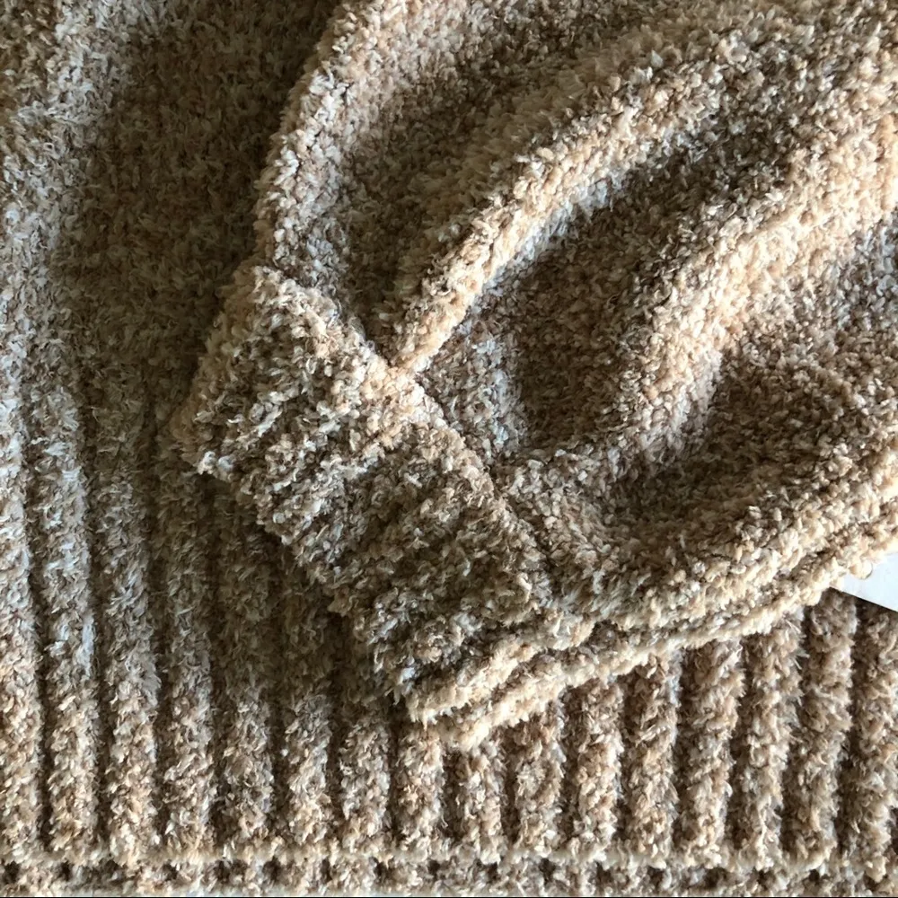 Jessica Simpson Cream/White Cowl Neck Crop Sweater - Image 5