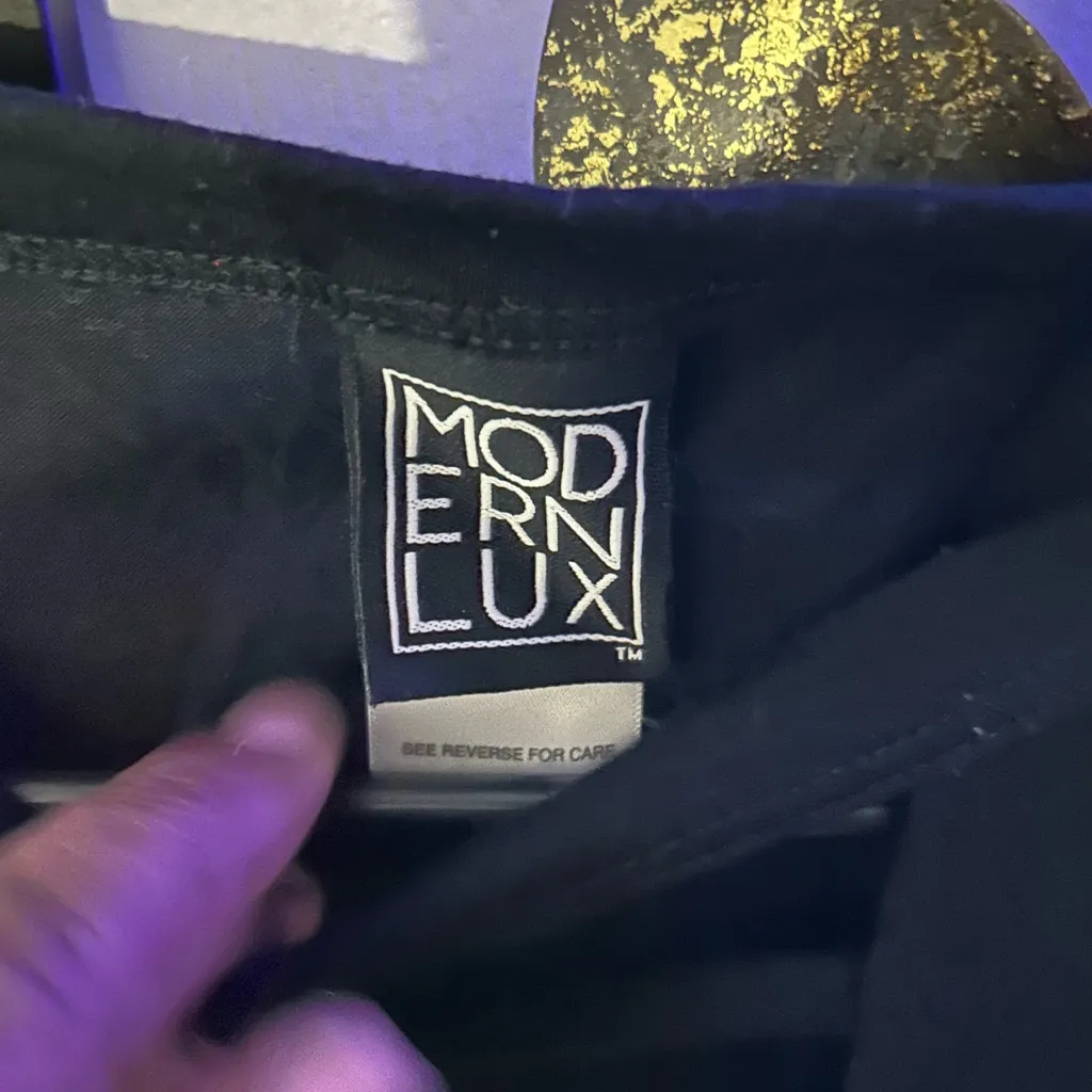 Black Graphic Tank Top with Pink and Blue Design - Image 2