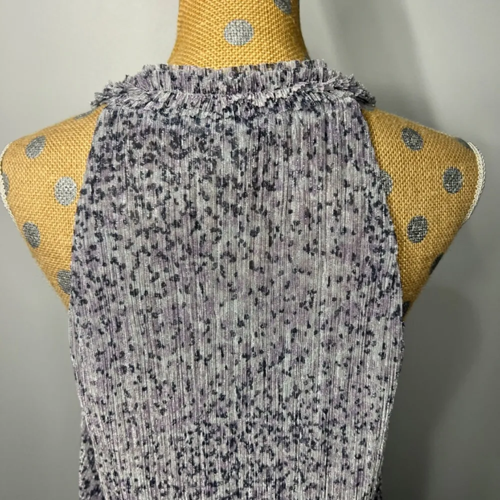 Anthropologie Women's Lavender Silver Shimmer Metallic Tank Top Lightweight Sz M - Image 4