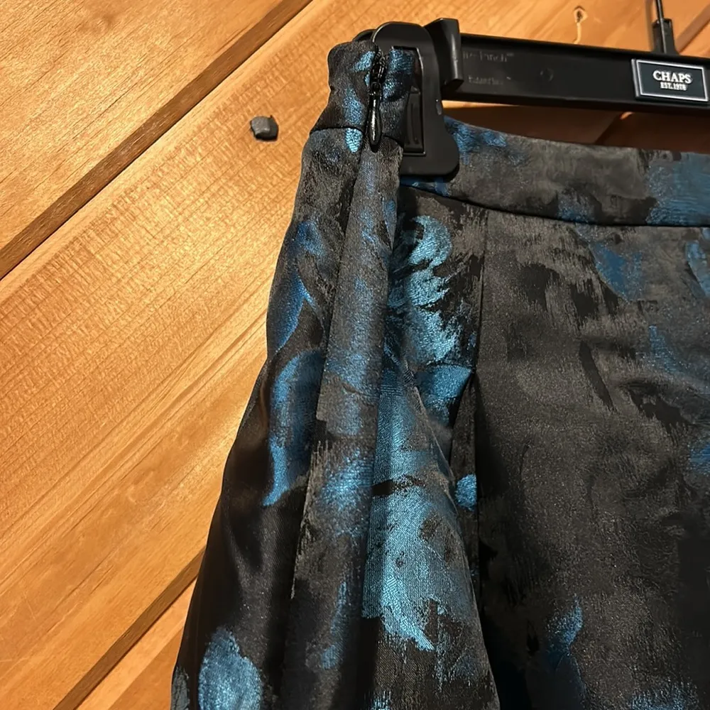 RSVP by Talbots Stain Taffeta teal floral foil Aline skirt - Image 7