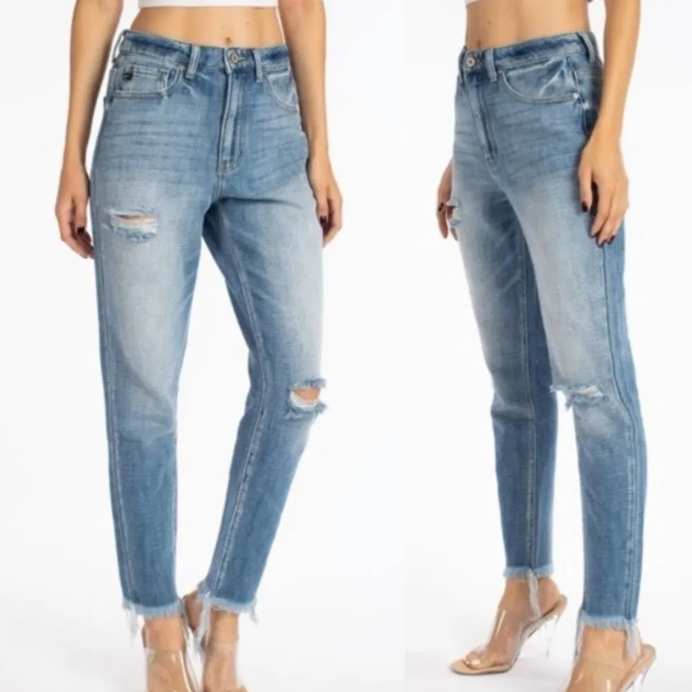 KanCan High Rise Distressed Mom Jeans: Light Stone Wash Size 30 - Image 4