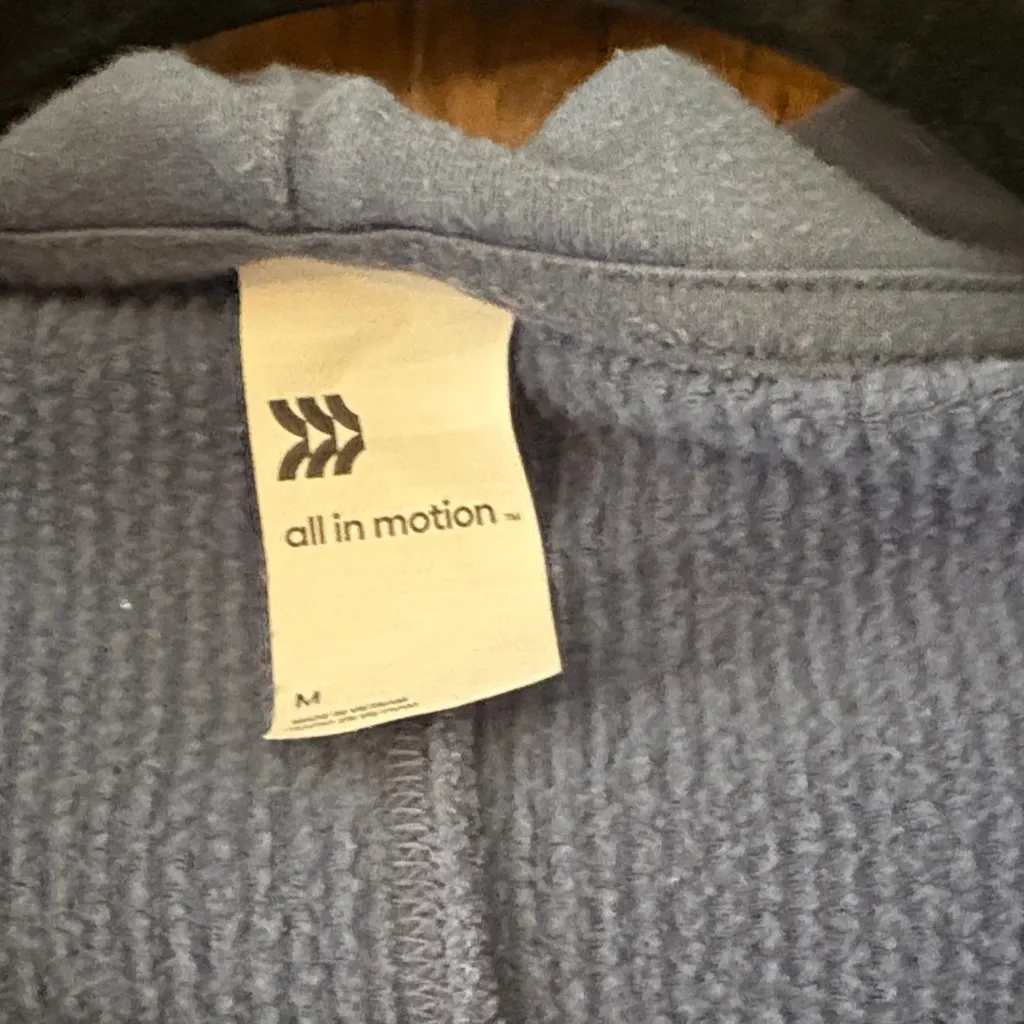 Cropped Blue Zip Up Hoodie - Image 3