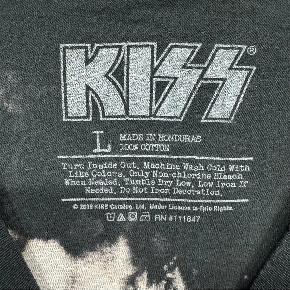 KISS Tie Dye Cropped Cut Off Tokyo Tour ‘78 Licensed Replica Crewneck Band Tee Black Size L - Image 5