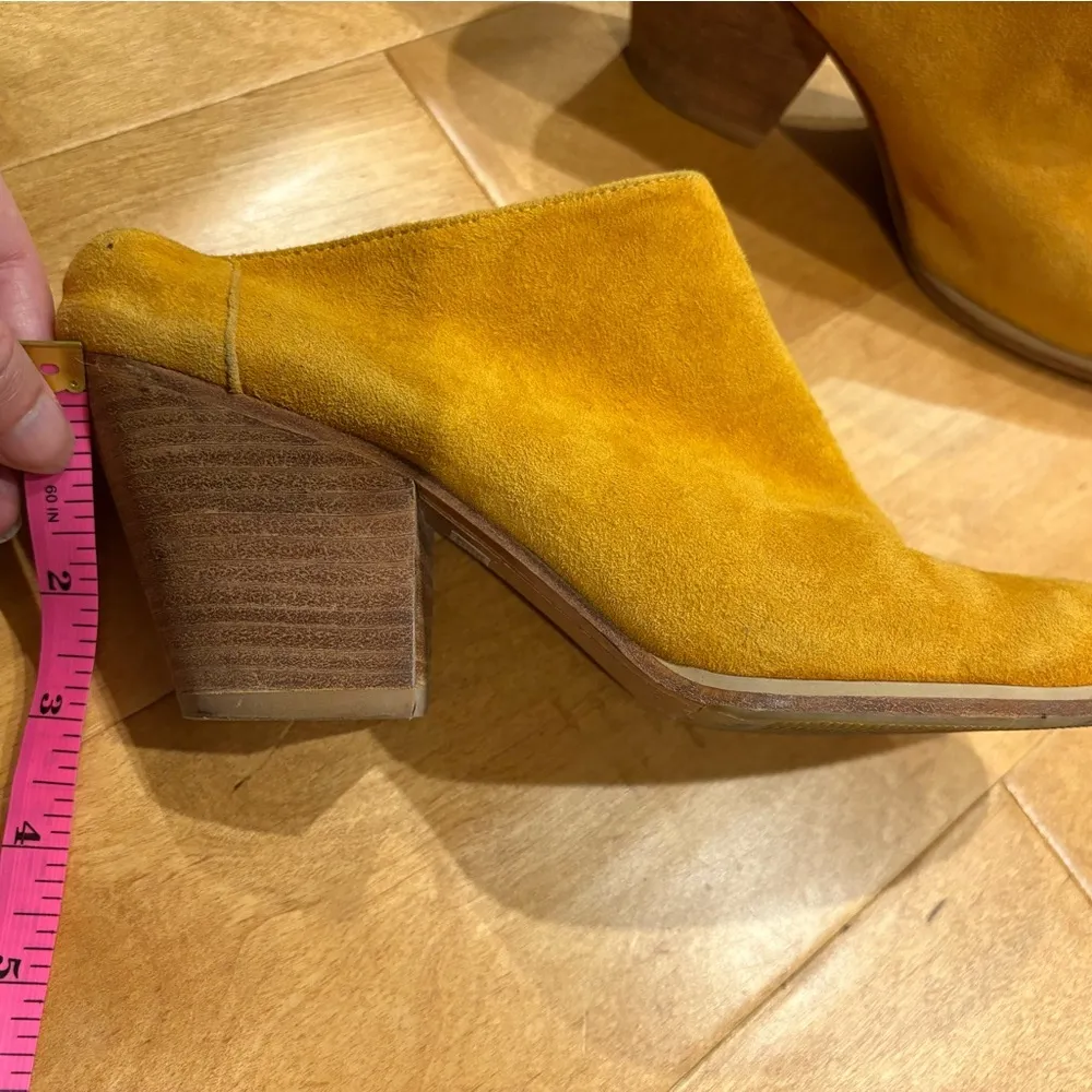 Anthropologie Rachel Comey Mars mules suede sz 8 dark yellow - Image 8