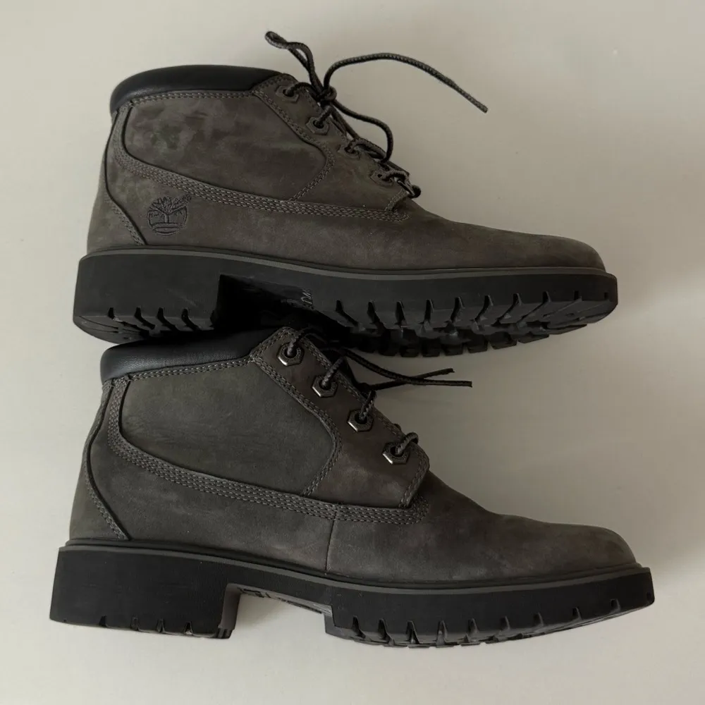 Timberland Nellie Gray Chukka Boots Size 6 Nubuck Leather Lace Up - Image 4