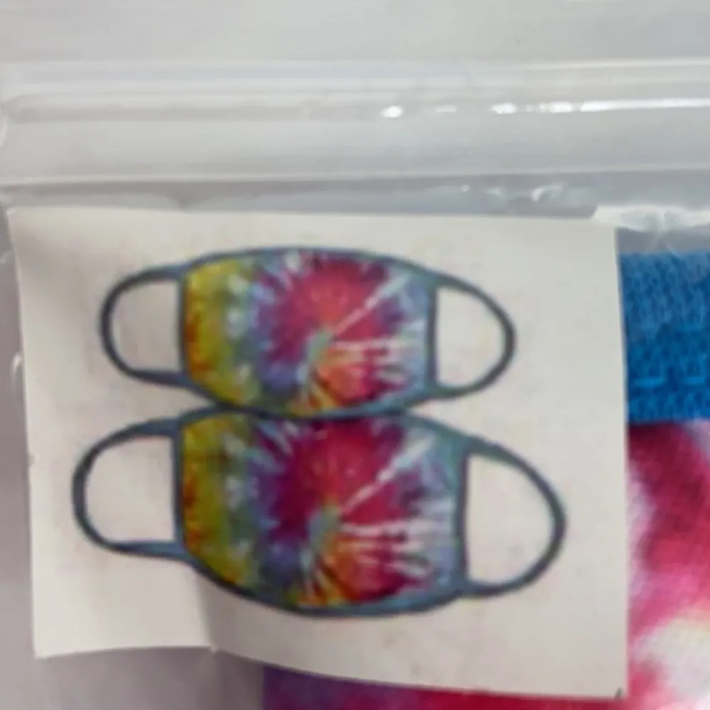 Julie + JOE Mommy & Me Washable Tie Dye Face Mask 2 PC Set NWT - Image 2