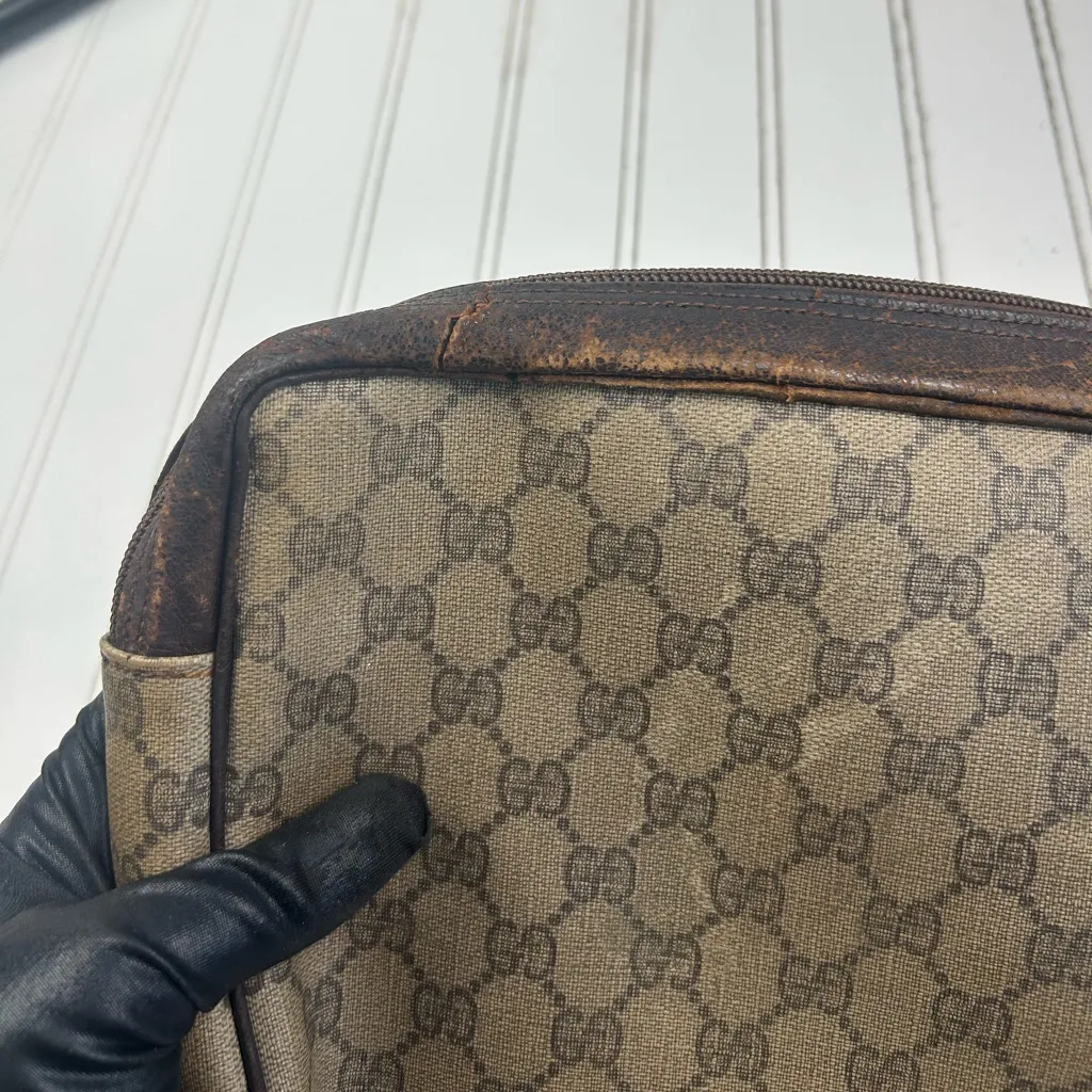 Gucci Vintage GG Supreme Monogram Cosmetic Pouch with Brown Leather Trim - Image 7