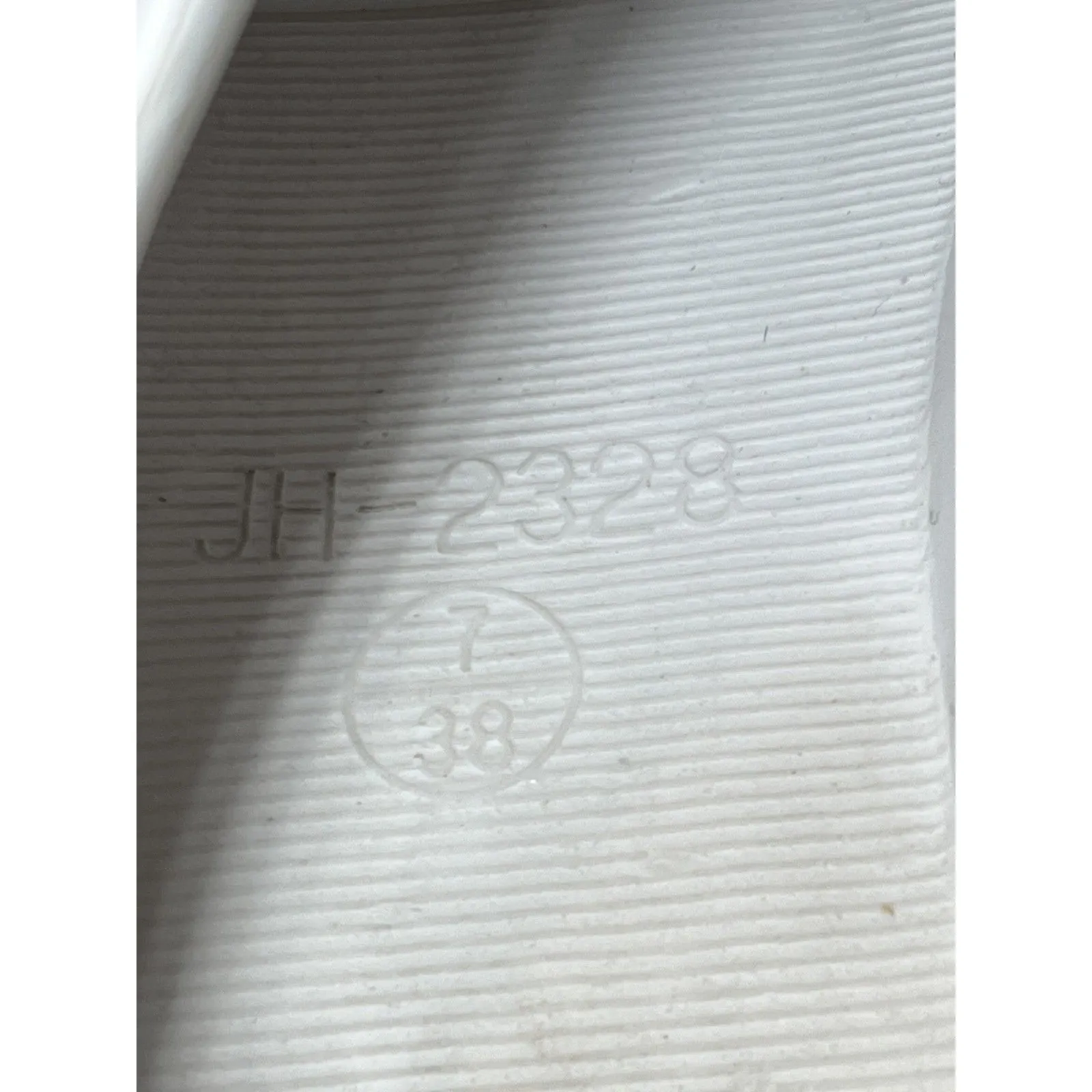 White Nursing Shoes Womens Size 7 38 Slip Resistant Hospital Clogs Rubber - Image 7