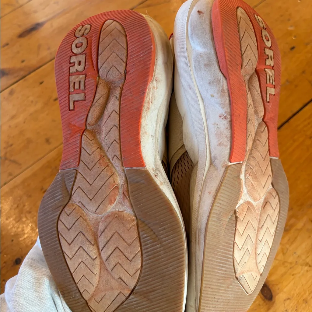 Sorel Explorer Defy Mid Shoe size 11 - Image 5