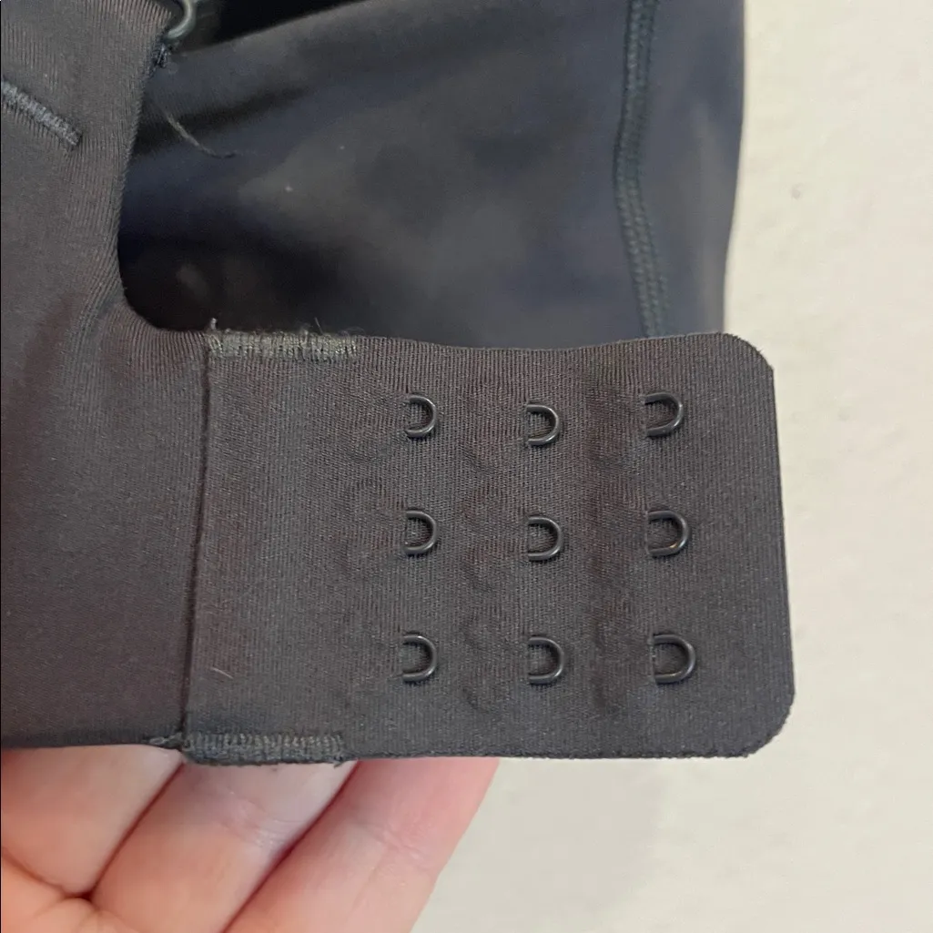 Girlfriend Collective Women’s Sports Bra Gray Size XS - Image 8