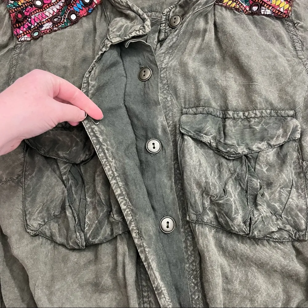 Staring at Stars Army Green Embroidered Shirt Jacket - Image 4