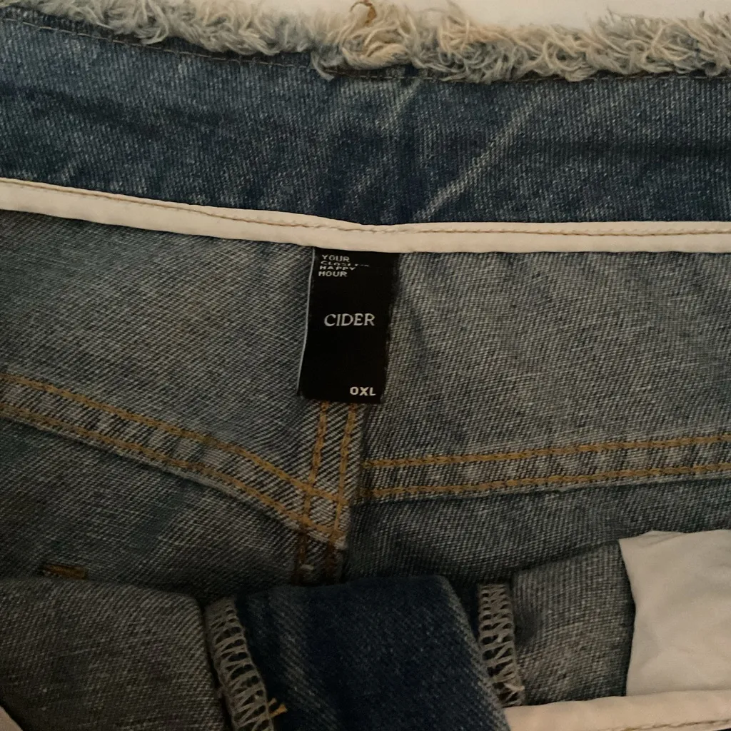 Cider Relaxed Fit Distressed  Jeans - Image 5