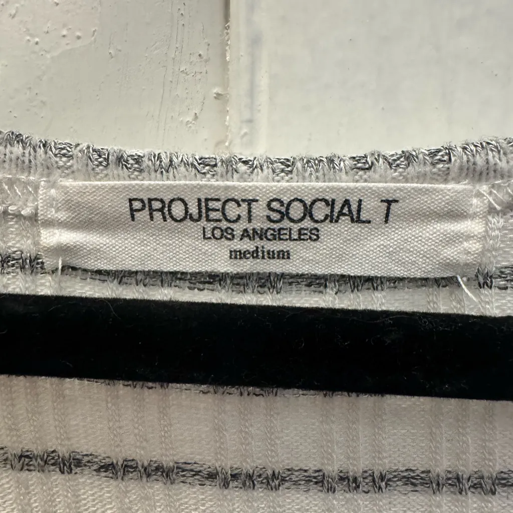 Project Social Tee Henley - Size Medium - Image 2