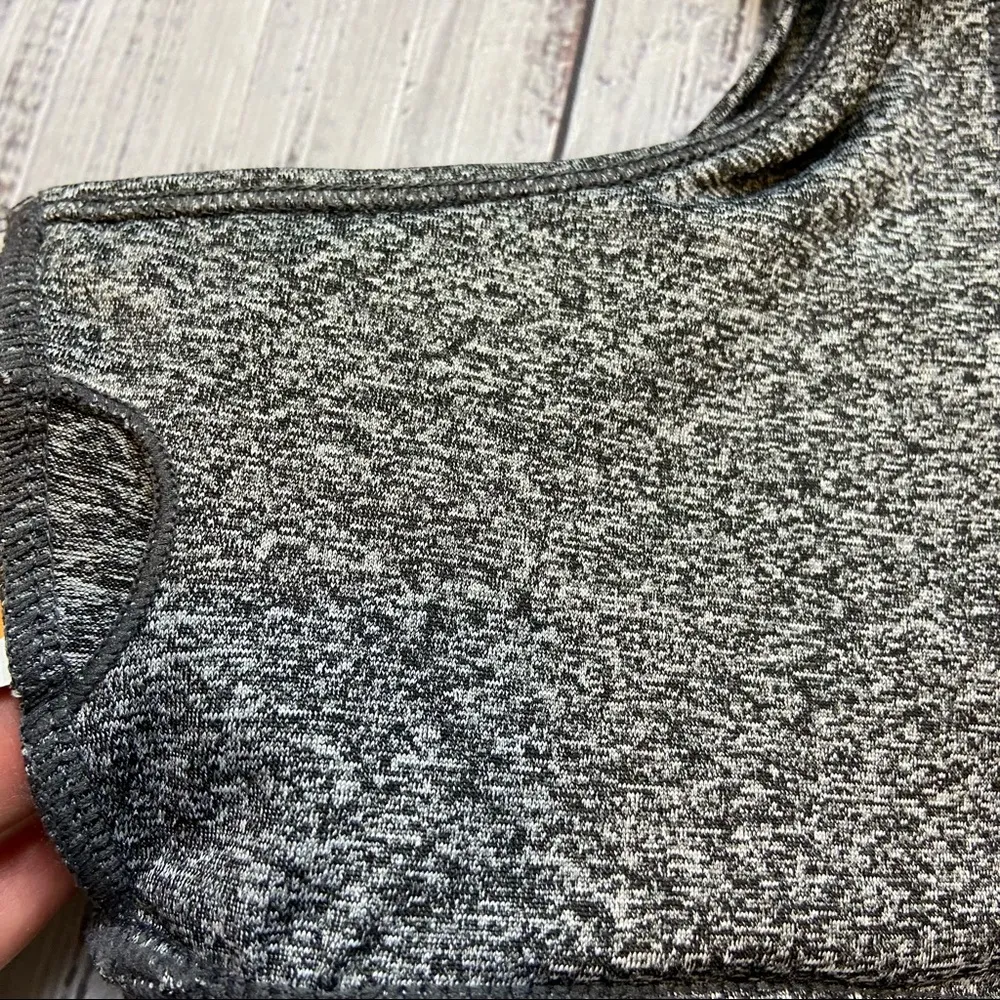 C&C California Heather Gray Mesh Sports Bra. Size XSmall. - Image 9