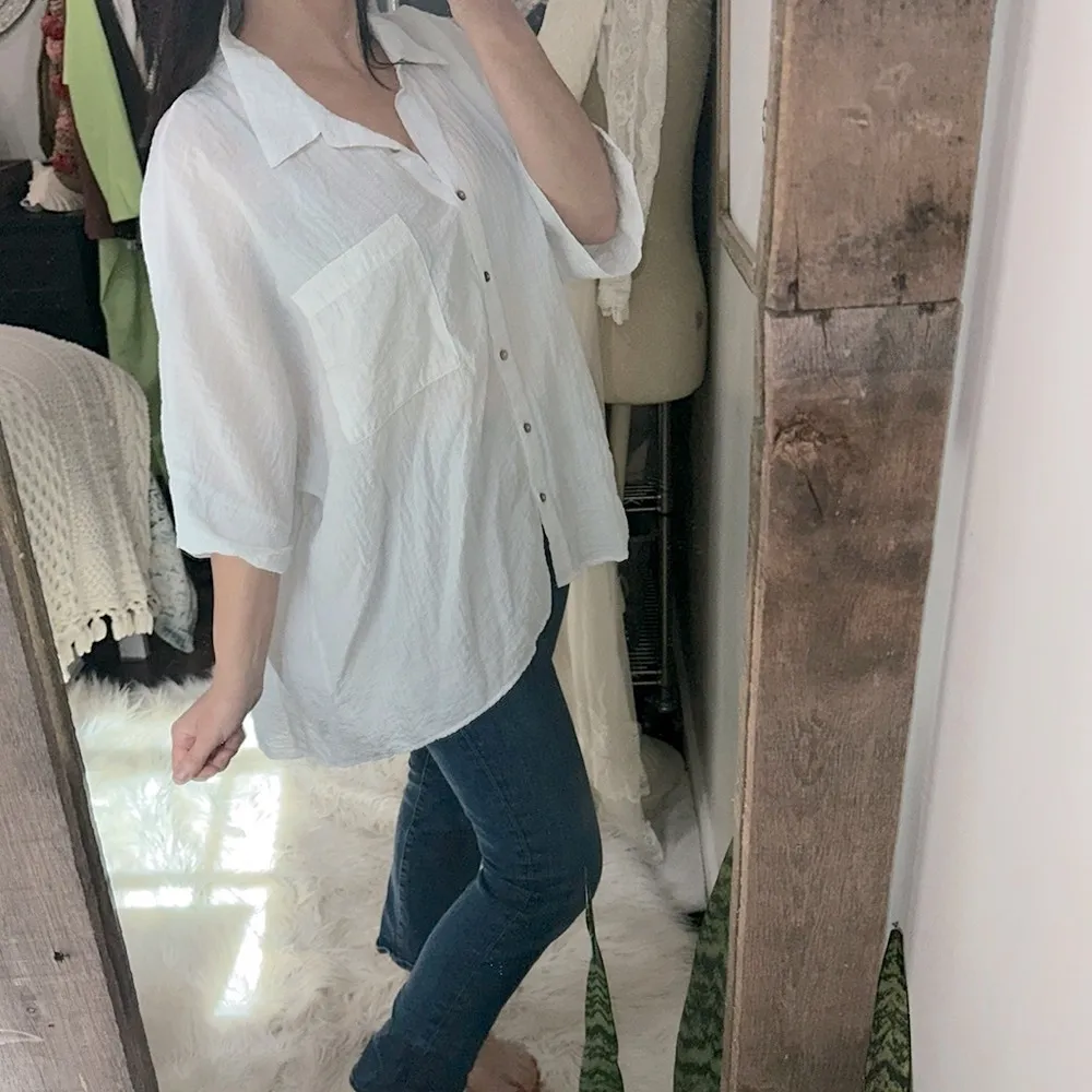 Umgee white high low button down oversized shirt size large - Image 2