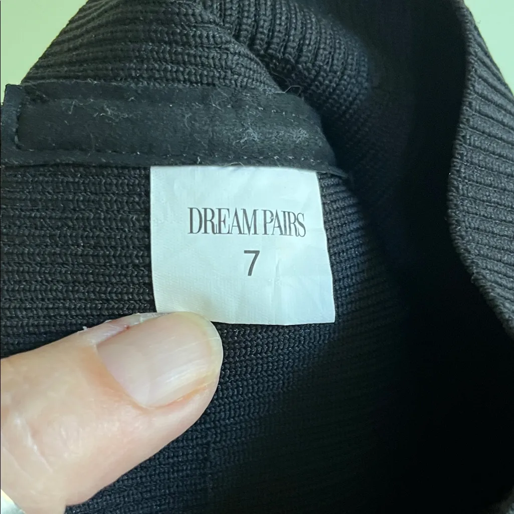 NWOT Dream Pairs Elegant Black Water Resistant Sock Boots Retail 59.99 - Image 4