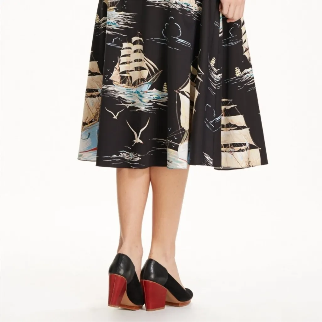 Leifnotes Antropologie Nautical
Ship Sailboat Print Navy Blue A - Image 5