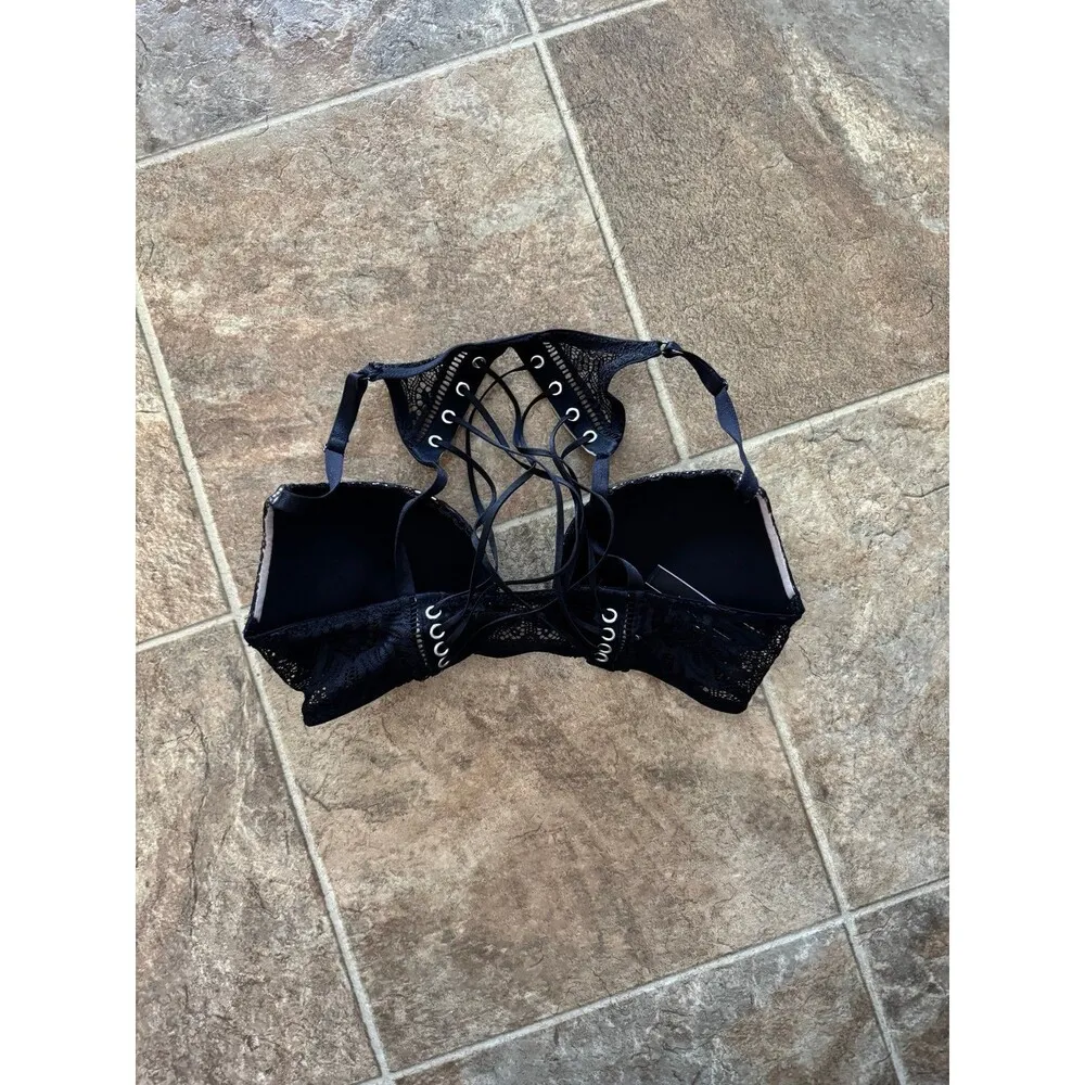 Victoria’s Secret Very Sexy Lace Pushup Bra Size 32C - Image 5