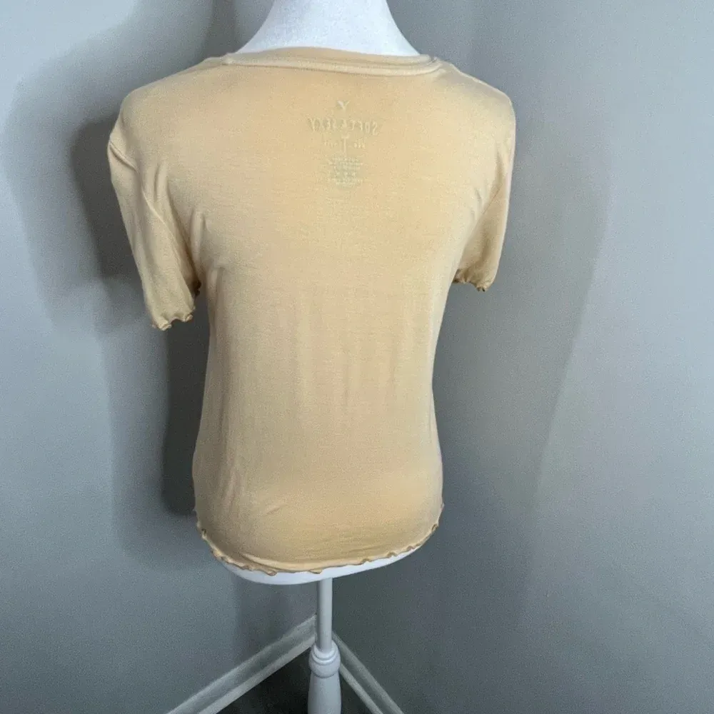 American eagle cropped soft &‎ sexy short sleeve t shirt- yellow- size M - Image 2