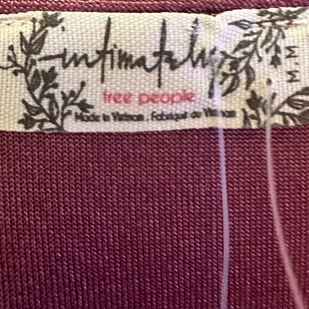 Free People Intimately long sleeve mauve plunge neck turnt body suit - Image 5