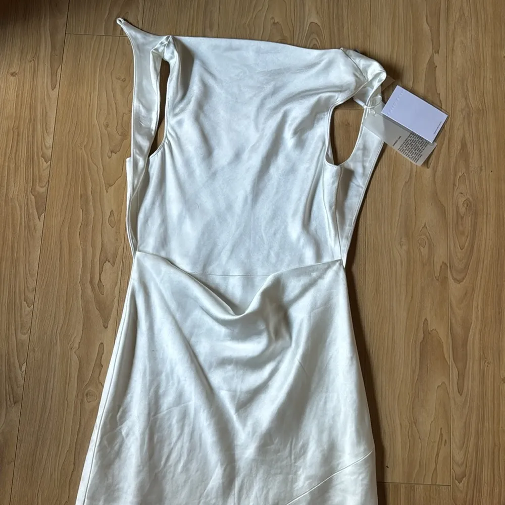 Third Form Satin Bias Cowl Back Maxi Dress White Size 2 - Image 6