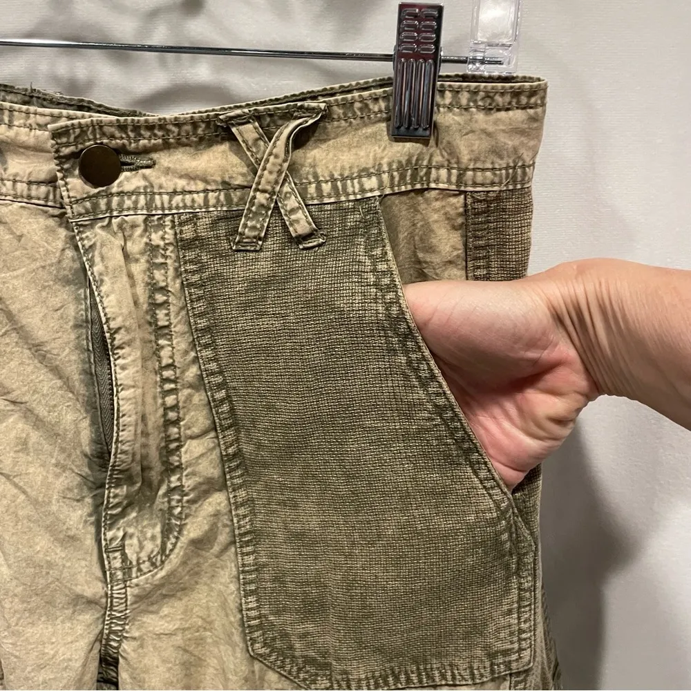 Y2K style Urban outfitters lightweight parachute cargo pants acid wash tan - Image 8