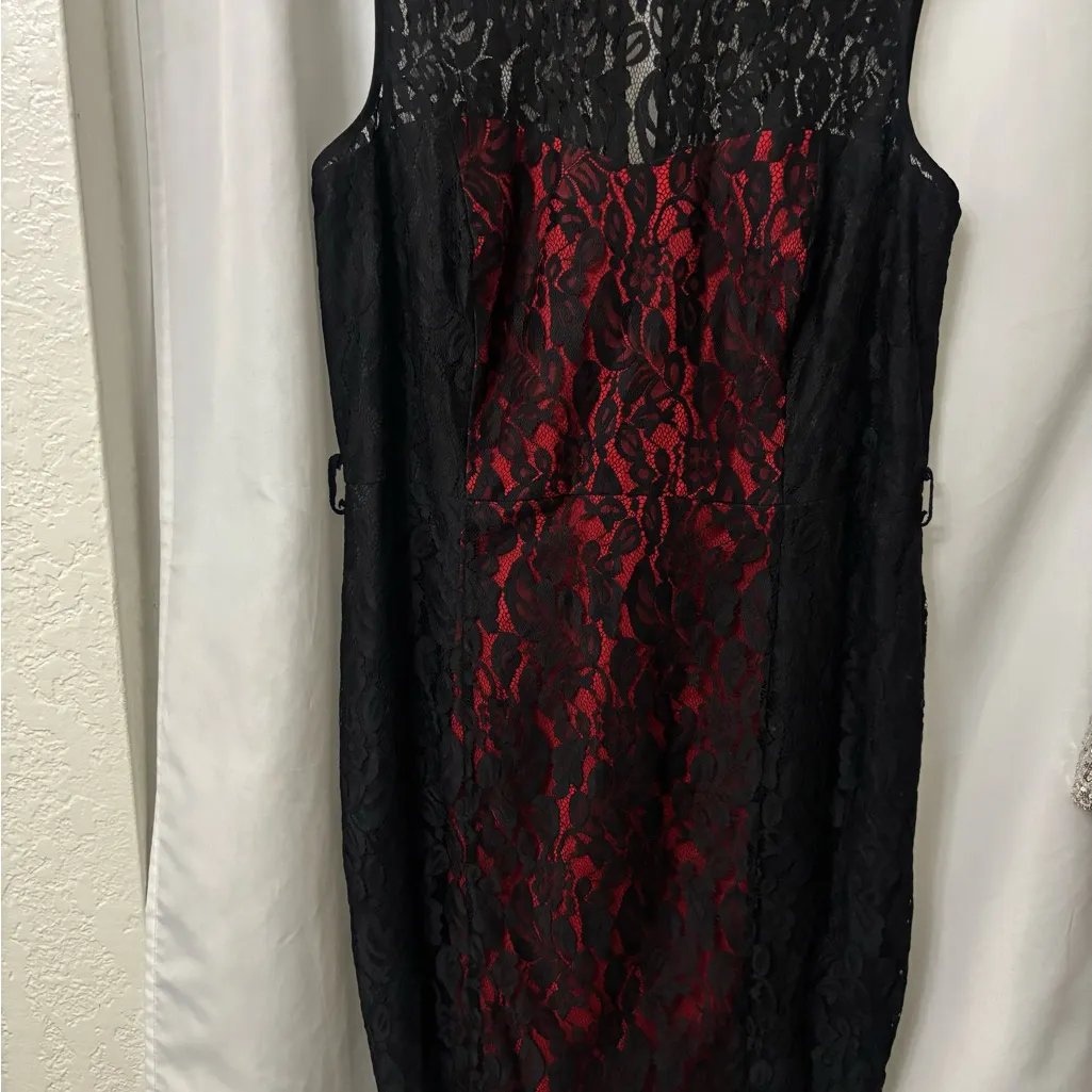 City Chic Strapless Black and Red Dress - Image 2