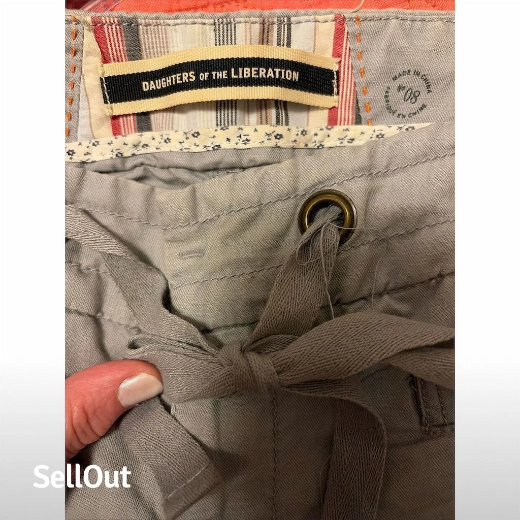 Daughters of the Liberation Women's Gray Cargo Pants Size 8 Casual - Image 5