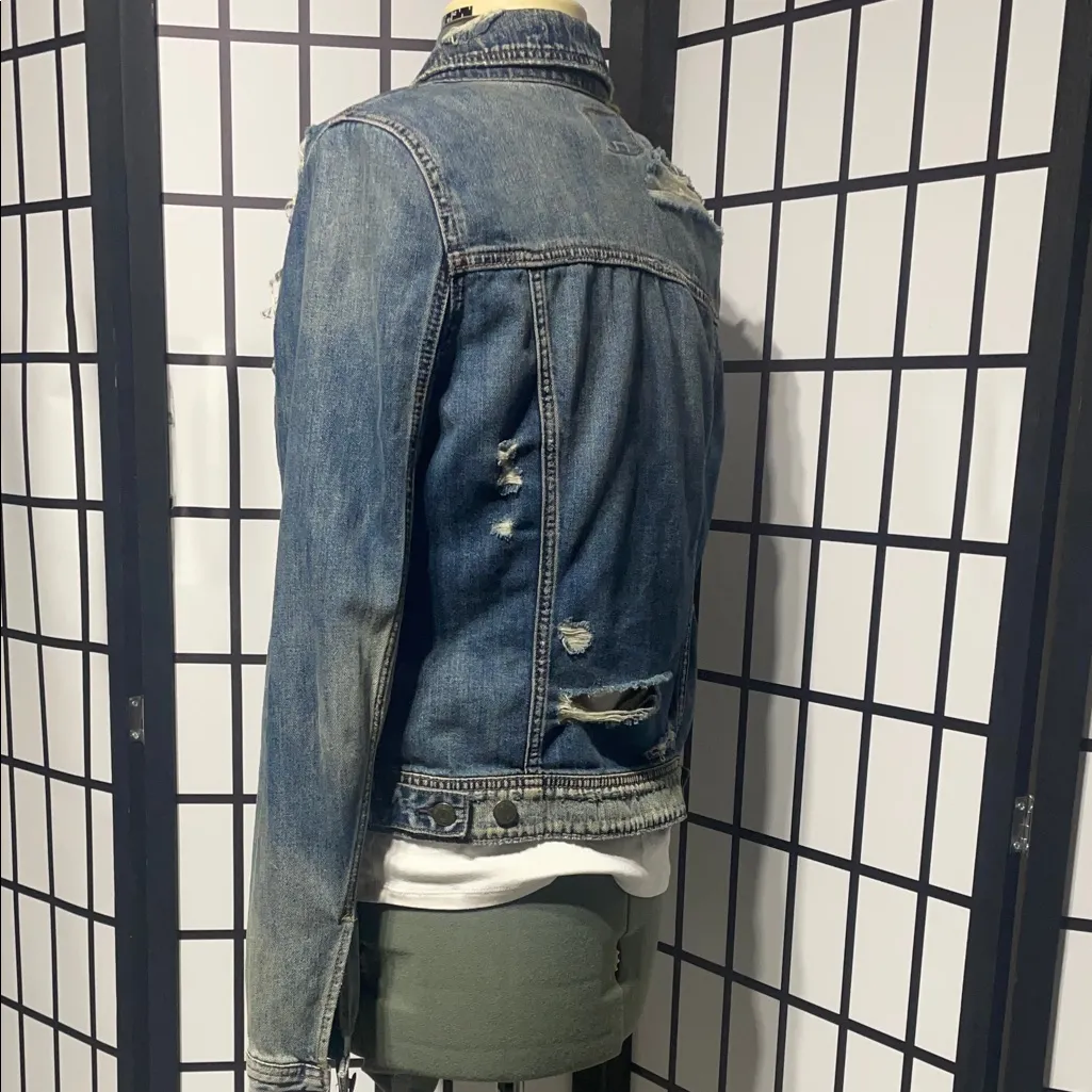 American Eagle Outfitters Blue Distressed Jean Jacket - Image 5