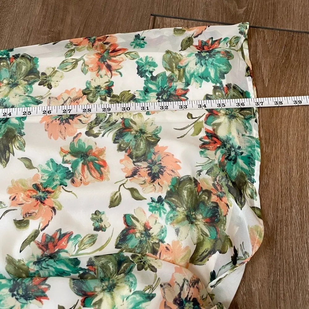 Forever 21 Contemporary white floral strappy dress short length women’s size M - Image 11