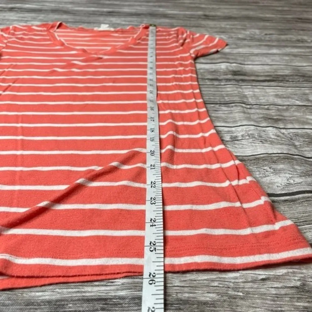 Zenana Outfitters V Neck Orange and White Striped Short Sleeve Tee Shirt S Small - Image 9