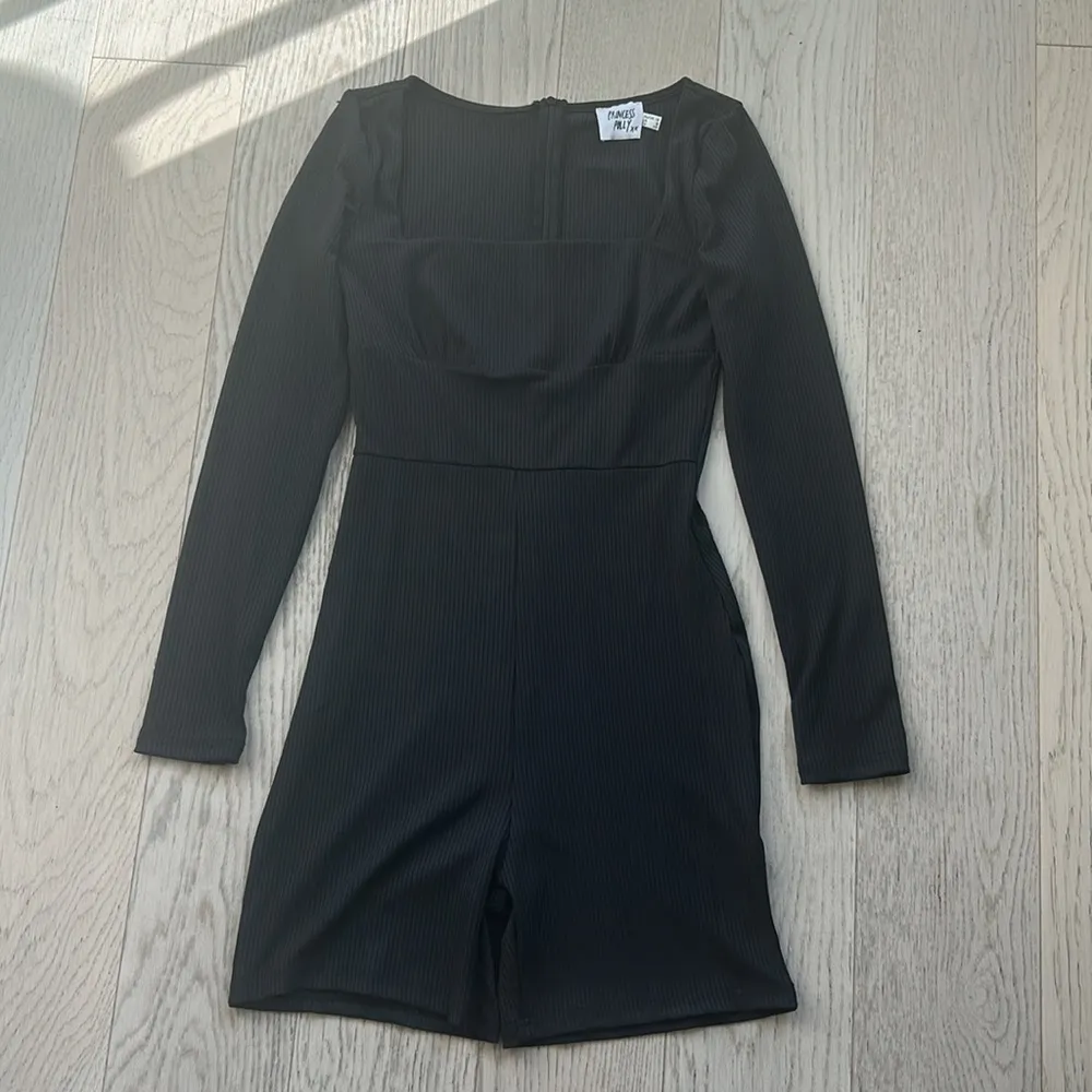 Princess Polly Sara Romper Black Ribbed Size 8 - Image 2