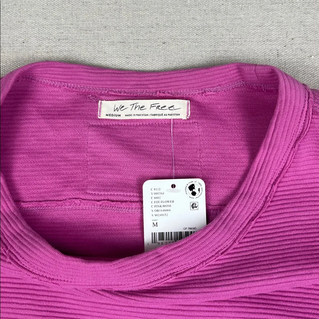 Free People Total Eclipse Pink Top NWT
Size: Medium - Image 2