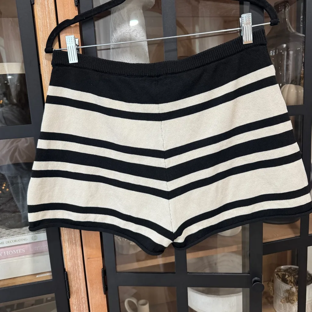 H&M fine knit shorts striped high rise neutral resort beach swim coverup - Image 4