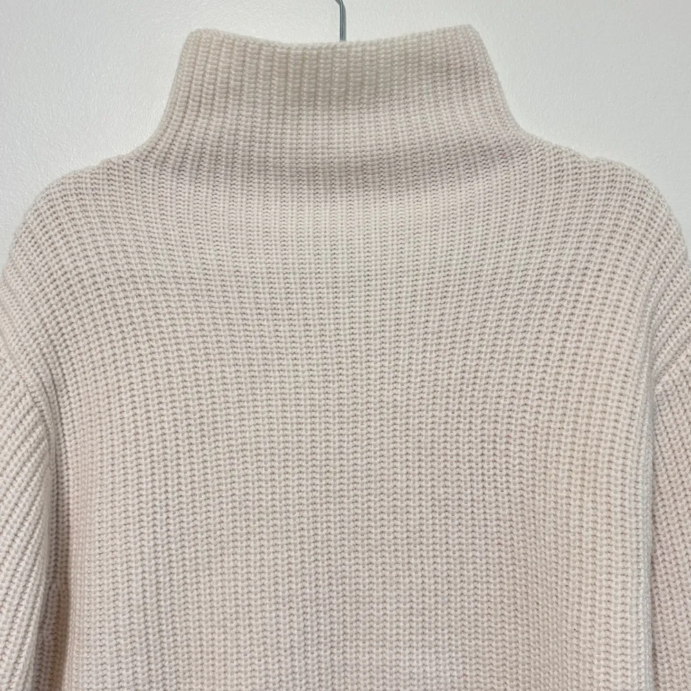 Aritzia Wilfred 100% Merino Wool Sweater Montpellier Turtleneck white size XS - Image 4