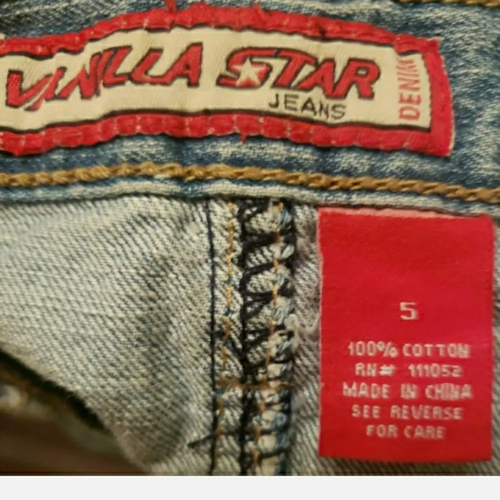 Vanilla Star y2k embroidered denim mini skirt - Image 3