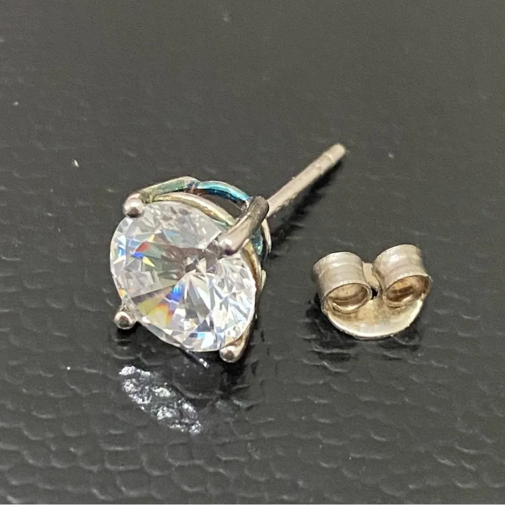 HAUTE JEWELS 925 Sterling Silver Clear CZ Solitaire Stud 6mm Earrings 2.6g - Image 14