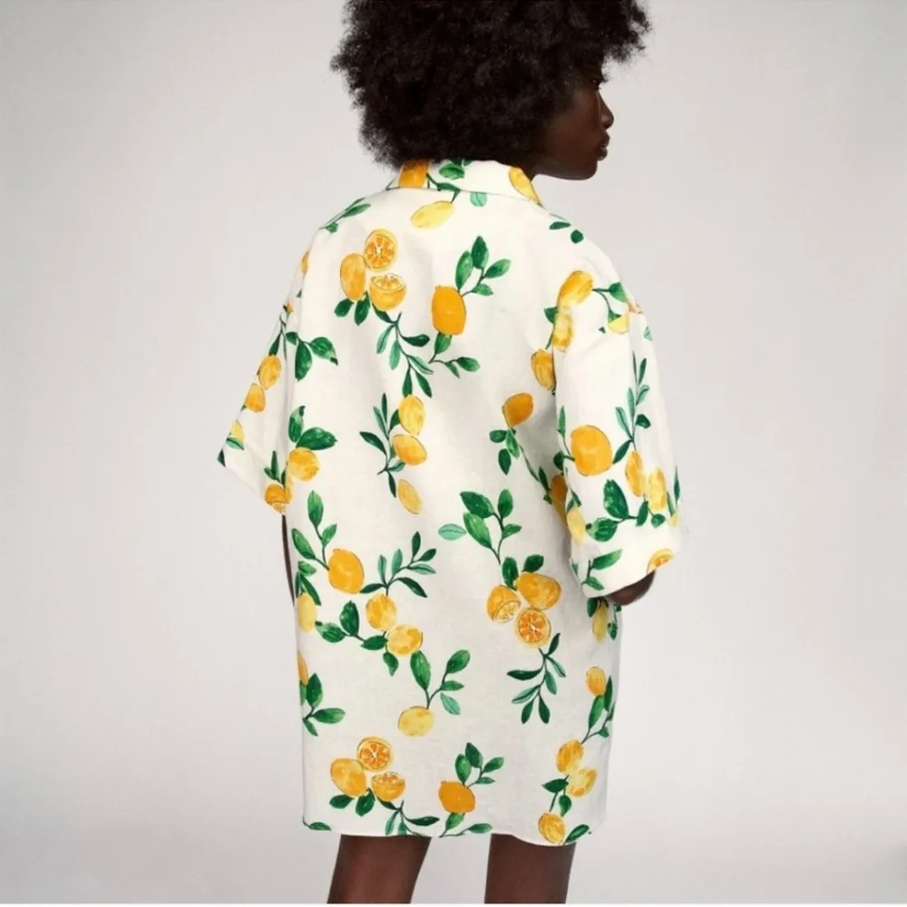 Zara Linen Lemons and Oranges Oversized Shirt XS but fits like Medium - Image 2