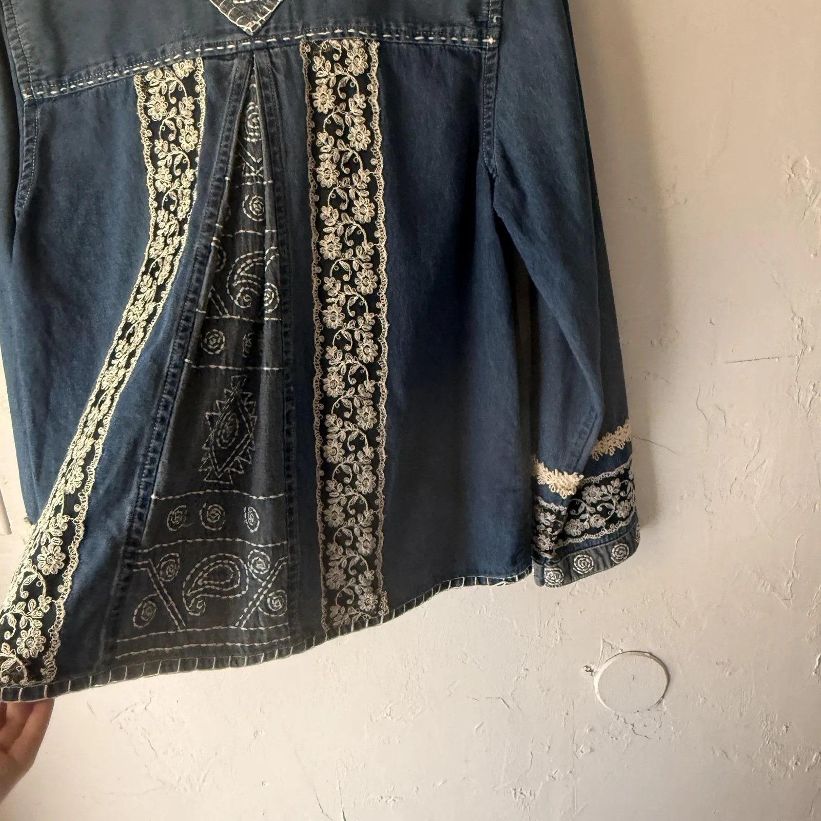 Tantrums Jacket Vintage Medium Denim Embroidered Lace‎ Boho Button Up Cottage Blue - Image 11