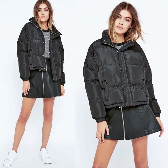 UNIF x Urban Outfitters • Certa Quilted Black Jacket puffer cropped oversized - Image 2