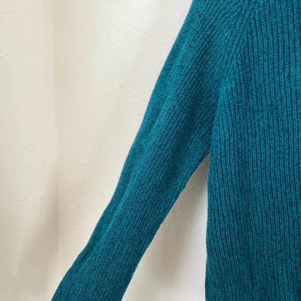 Urban Outfitter 100% Cotton turtleneck sweater▪️size M - Image 4