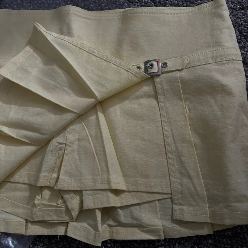 Urban Outfitters Yellow Buckle Skort - Image 2