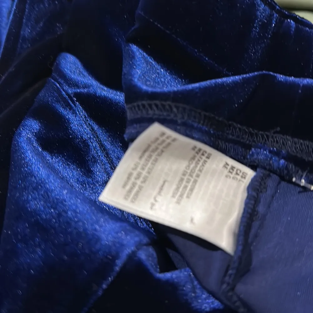 NWOT INC International Concept Royal Blue Velvet Skinny Pull On Pant Size L - Image 5