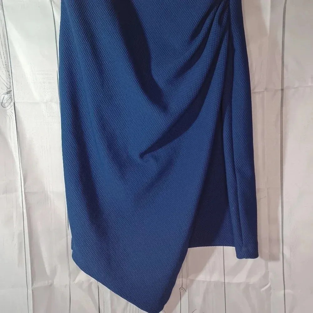Bisou Bisou v-neck faux wrap asymmetrical blue dress - Image 3