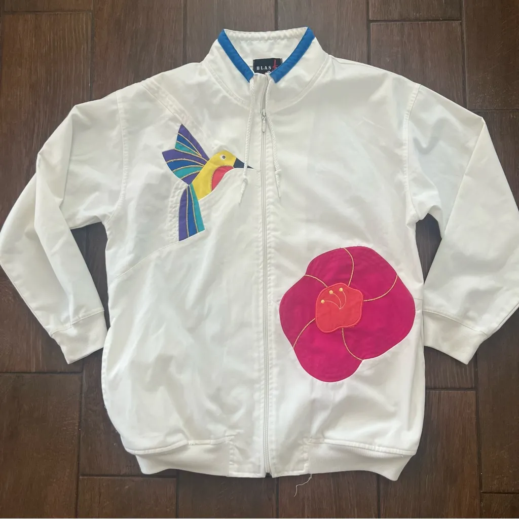 Vintage Embroidered Hummingbird Jacket by Blas Art size Small (Petite) White - Image 1