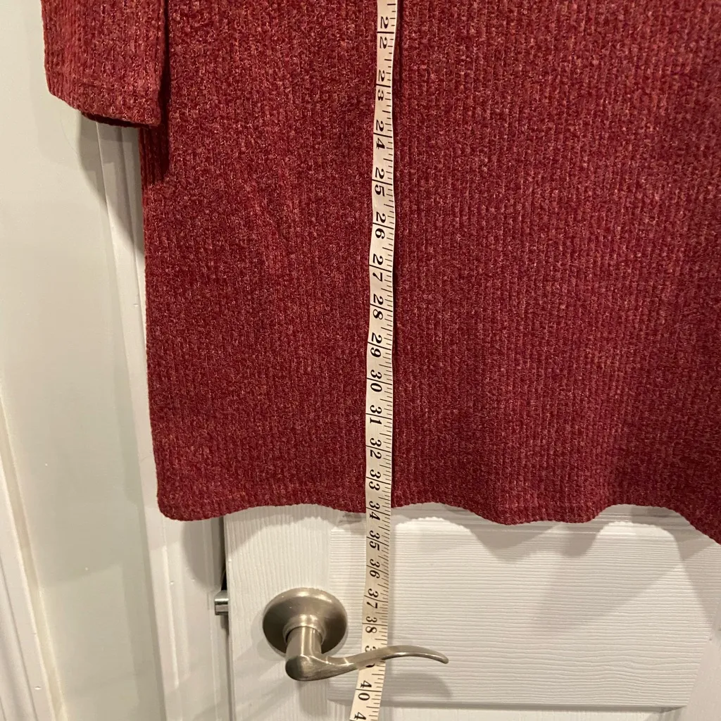 Hemish USA Size M Burgundy Ribbed Knit Long Sleeve Henley Mini Dress Wood Button Red Size M - Image 7