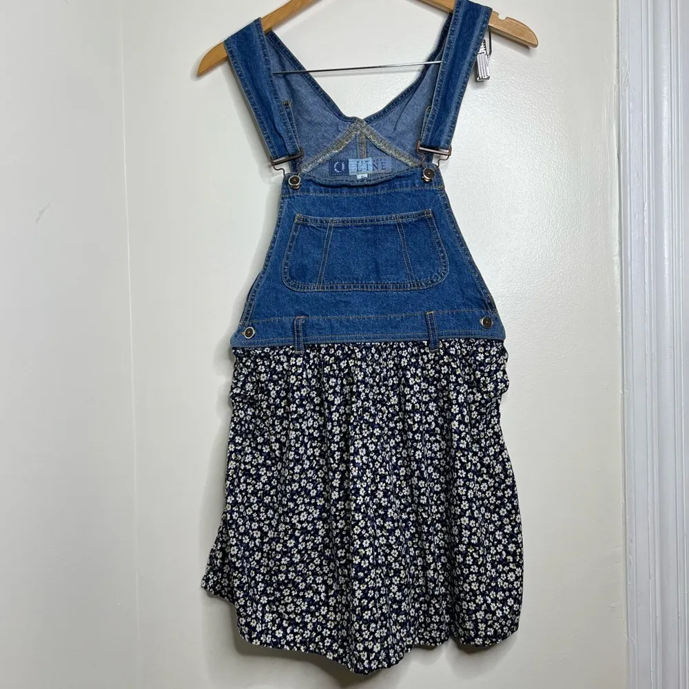 Vintage 90s Ditsy Floral Denim Overall Romper Size Small Blue w/ Daisy Print - Image 2