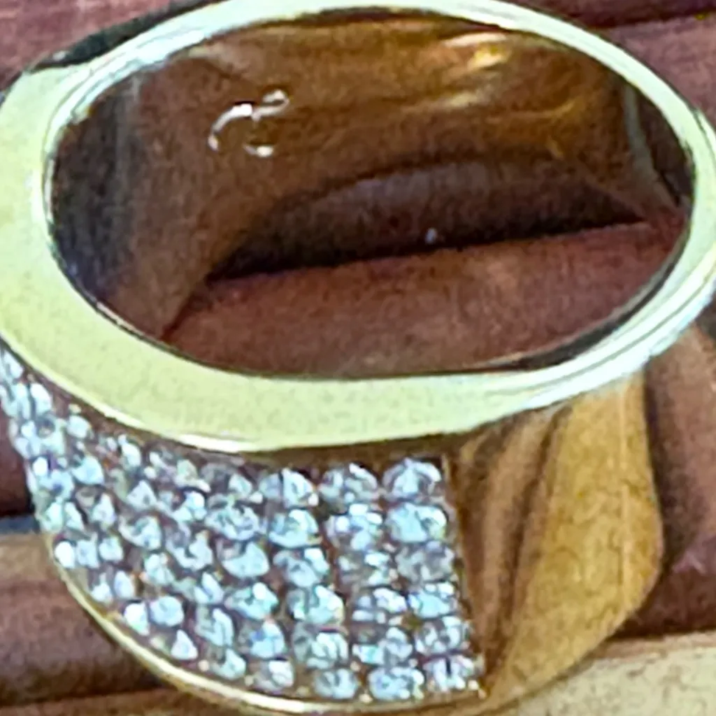 Swarovski Gold and Silver Crystal Pave Ring Size 7 - Image 5