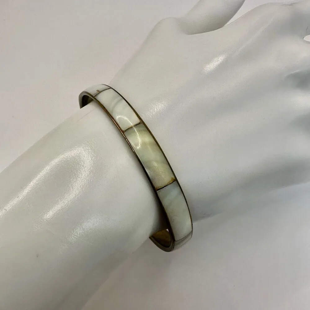 Abalone bangle bracelet - Image 5