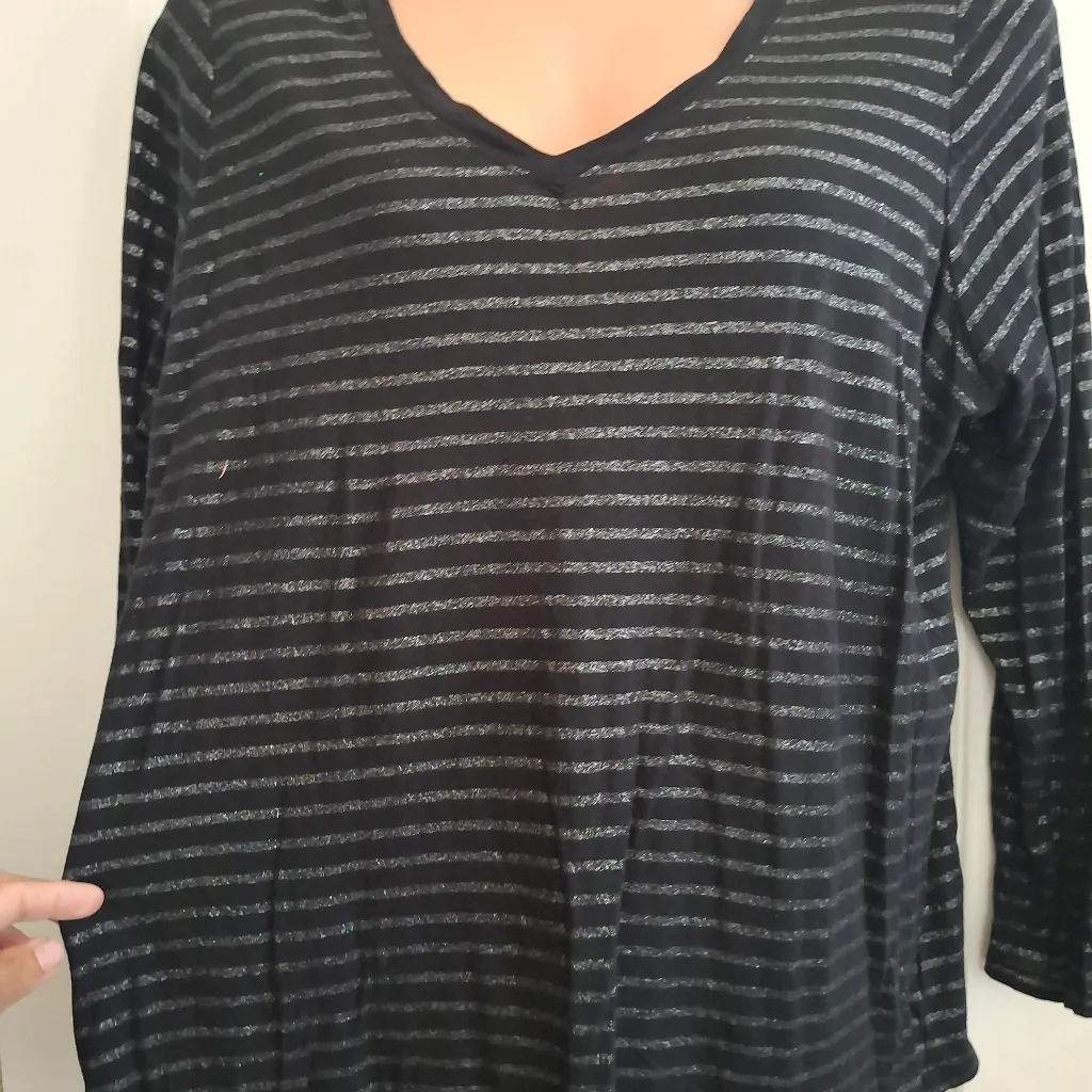Lane Bryant 18 20 Black Striped V-Neck Women's Top - Image 8
